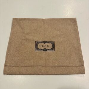 Gucci dust bag